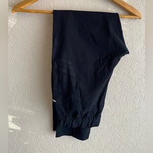 Vuori Miles Black Ankle Pant SM